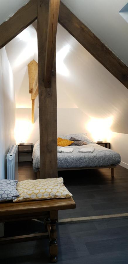 Les Vieux Remparts Apartment *